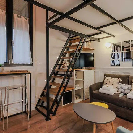 Comfortable Duplex In The Heart Of